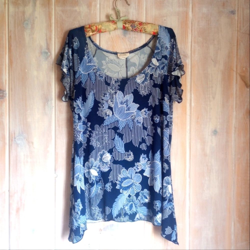 XL Blue short sleeve tunic shirt floral print large L